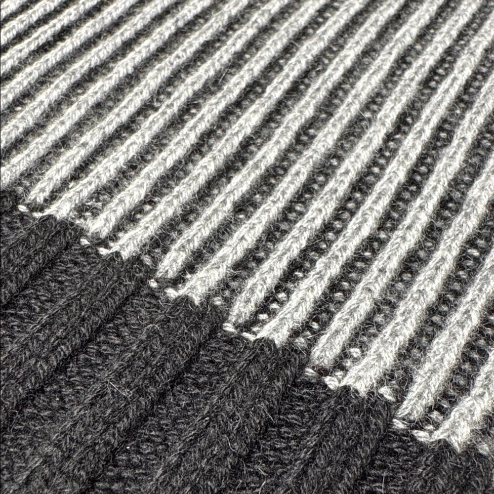 NWT COACH 100% CASHMERE BLACK & GREY STRIPE SCARF - Picture 3 of 7